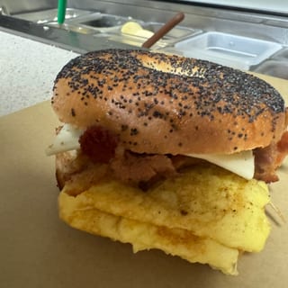 Bacon Egg & Cheese Plain Bagel Meal